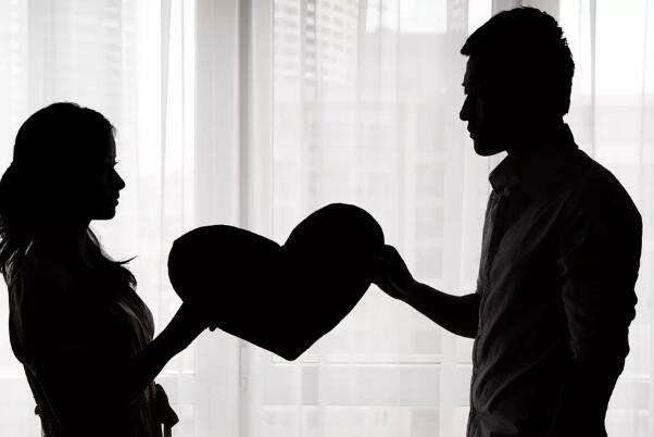 医我看丨“秋老虎”发威阳气旺,现在适合泡脚吗?