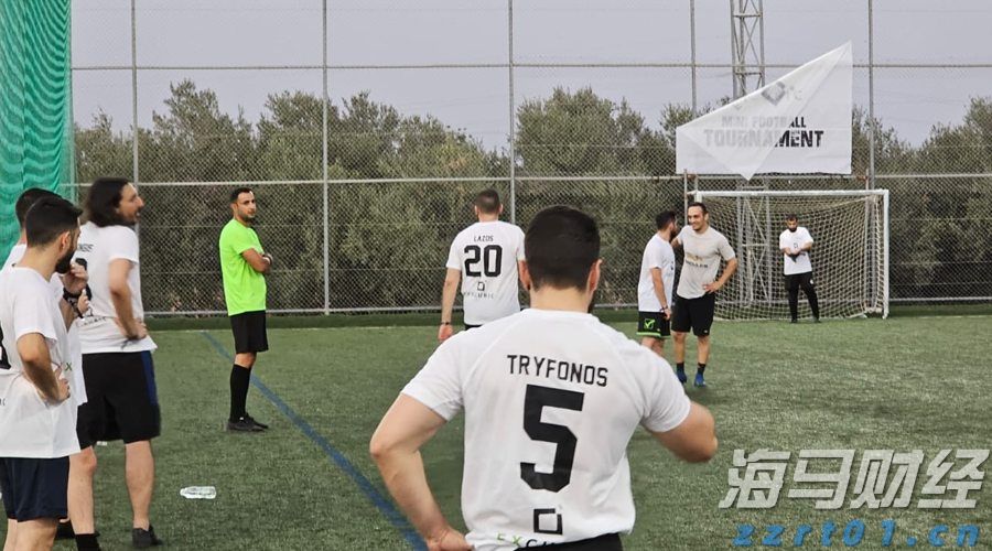 书写战火中属于平民之舟的伟光，电影《东极岛》上映