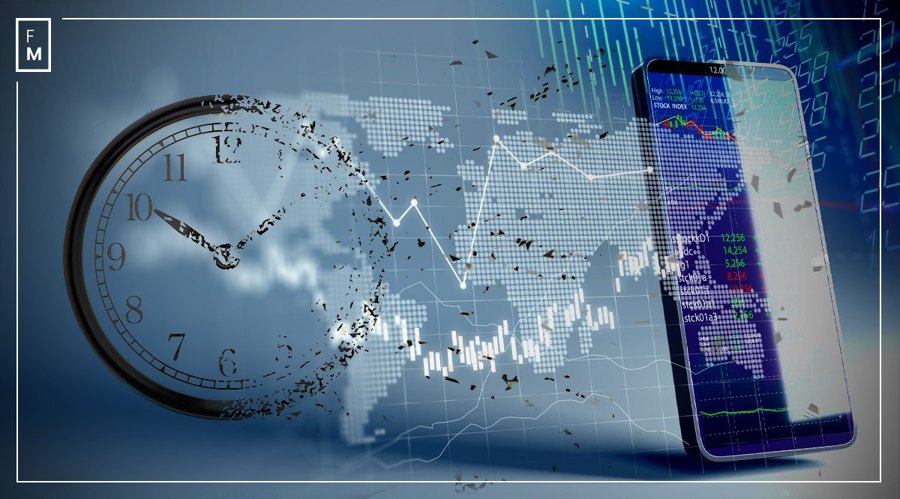 采摘冬瓜送给孤寡老人